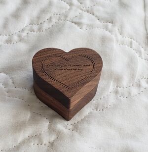 Walnut Wood Heart Ring Box Magnetic Engagement Wedding Ring Bearer Proposal Case